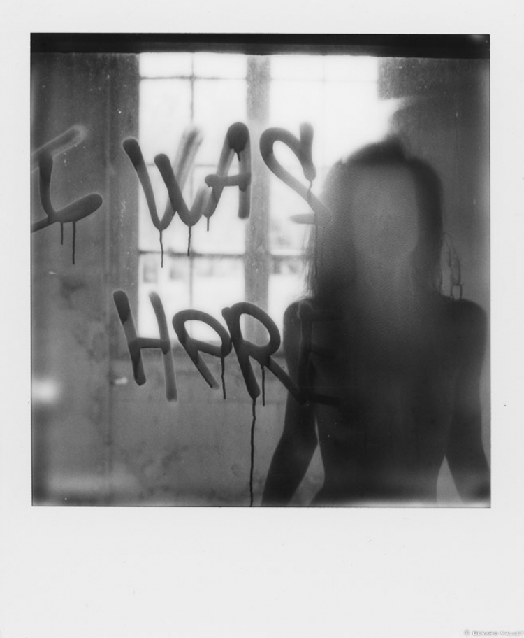 I WAS HERE ! Polaroïd SLR670 + Impossible 600 B&W