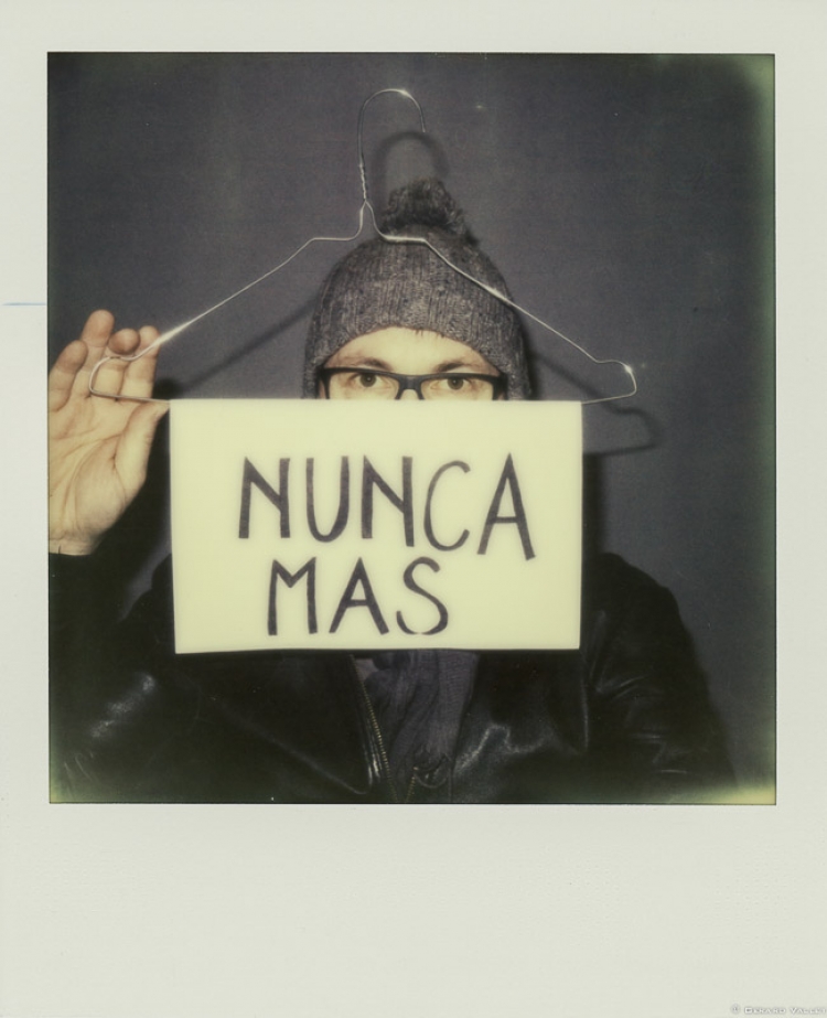 NUNCA MAS, Contre l'interdiction de l'IVG, Polaroïd SLR670 + Impossible color 600